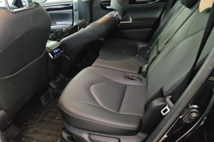 Used Toyota Highlander 2022 Dual-Engine 2.5L Four-Wheel Drive Luxury Edition 7 Seats Left Rear Seat