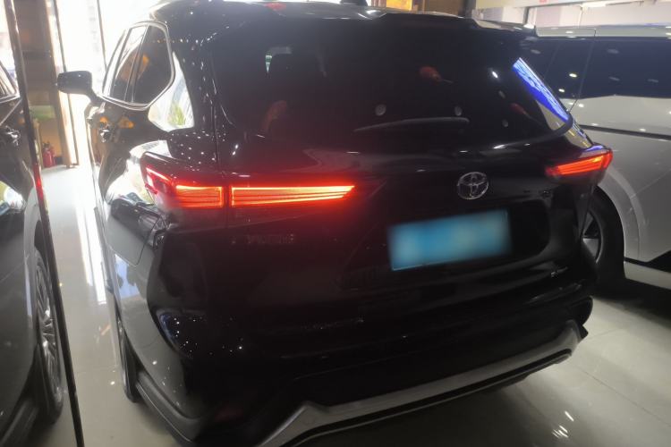 Used Toyota Highlander 2022 Dual-Engine 2.5L Four-Wheel Drive Prestige Version 7 Seats Left Side