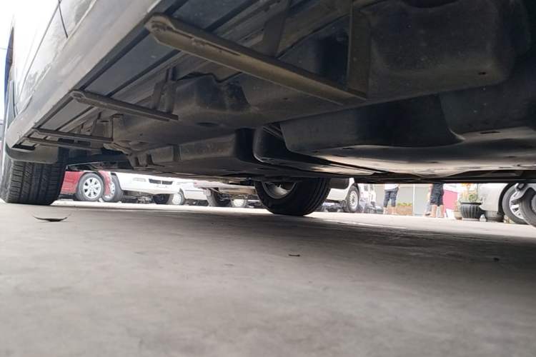 Used Toyota Highlander 2022 Dual-Engine 2.5L 4x4 Elite Edition 7-Seater Left Side Sill