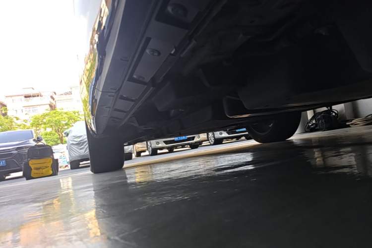Used Toyota Highlander 2022 Dual-Engine 2.5L Four-Wheel Drive Supreme Edition 7-Seater Left Side Sill