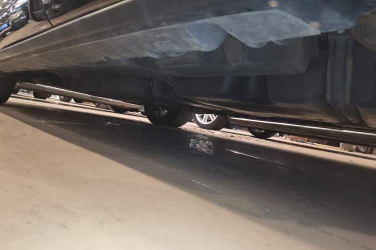 Used Toyota Highlander 2022 Dual-Engine 2.5L Four-Wheel Drive Prestige Version 7 Seats Left Side Sill