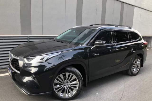 Used Toyota Highlander 2022 Dual-Engine 2.5L Four-Wheel Drive Prestige Version 7 Seats