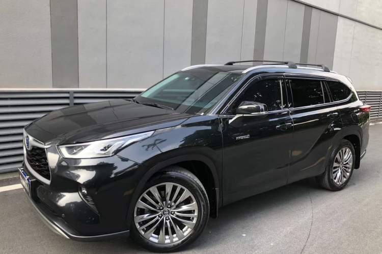 Used Toyota Highlander 2022 Dual-Engine 2.5L Four-Wheel Drive Prestige Version 7 Seats Guazi used car, China used car export, Used car for sale, Used cars, Cheapest cars for sale