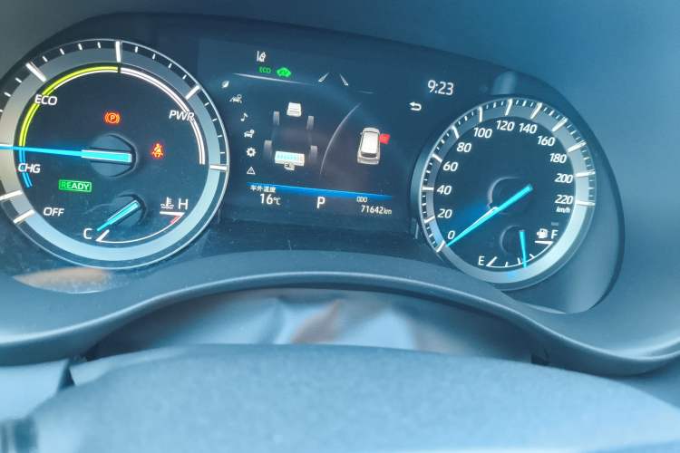 Used Toyota Highlander 2022 Dual-Engine 2.5L Four-Wheel Drive Prestige Version 7 Seats Odometer Close Up