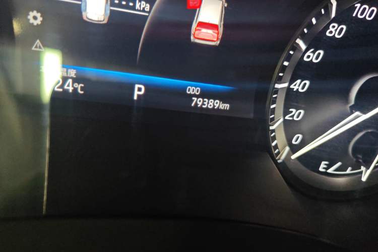 Used Toyota Highlander 2022 380T Four-Wheel Drive Prestige Edition 7-Seater Odometer Close Up