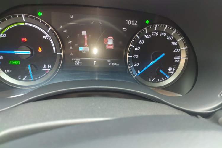 Used Toyota Highlander 2022 Dual-Engine 2.5L Four-Wheel Drive Prestige Version 7 Seats Odometer Close Up