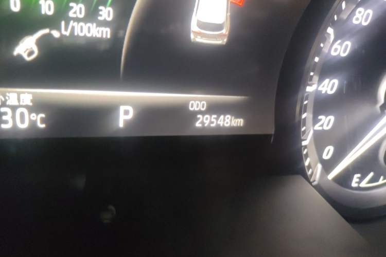 Used Toyota Highlander 2022 380T Four-Wheel Drive Prestige Edition 7-Seater Odometer Close Up