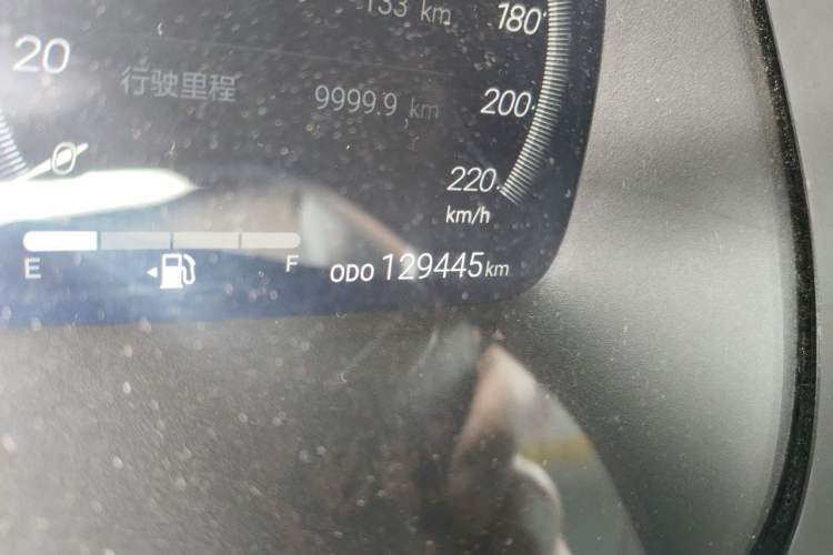 Used Toyota Highlander 2022 Dual-Engine 2.5L Four-Wheel Drive Supreme Edition 7-Seater Odometer Close Up