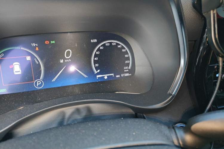 Used Toyota Highlander 2022 Dual-Engine 2.5L Four-Wheel Drive Supreme Edition 7-Seater Odometer Close Up