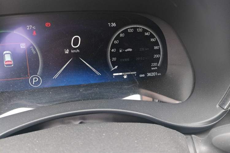 Used Toyota Highlander 2022 Dual-Engine 2.5L Four-Wheel Drive Supreme Edition 7-Seater Odometer Close Up