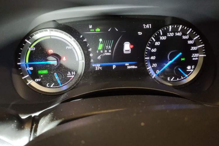 Used Toyota Highlander 2022 Dual-Engine 2.5L Four-Wheel Drive Prestige Version 7 Seats Odometer Close Up