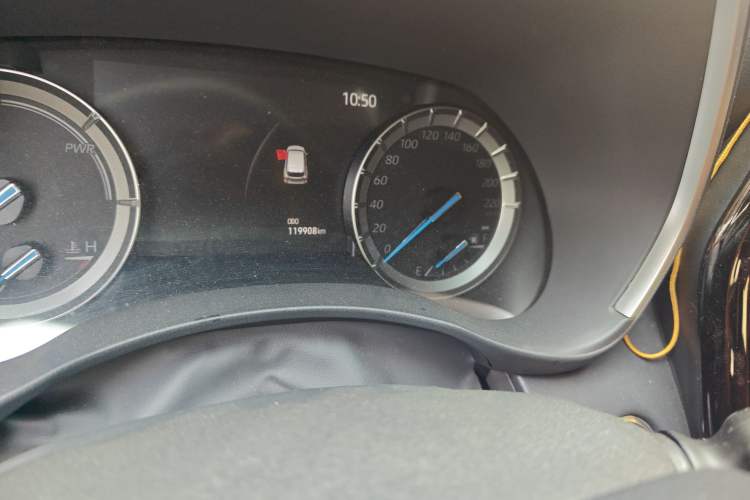 Used Toyota Highlander 2022 Dual-Engine 2.5L Two-Wheel Drive Elite Edition 5 Seats Odometer Close Up