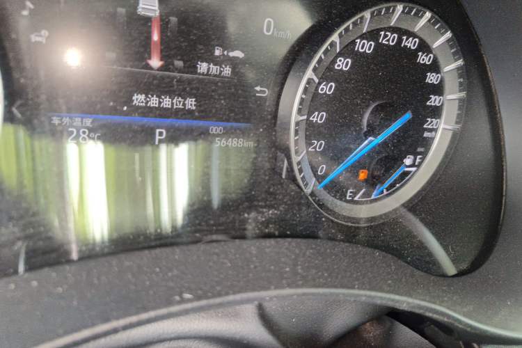Used Toyota Highlander 2022 Dual-Engine 2.5L Four-Wheel Drive Prestige Version 7 Seats Odometer Close Up