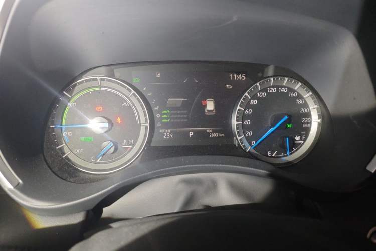 Used Toyota Highlander 2022 Dual-Engine 2.5L Four-Wheel Drive Prestige Version 7 Seats Odometer Close Up