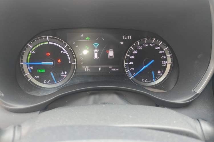 Used Toyota Highlander 2022 Dual-Engine 2.5L Four-Wheel Drive Prestige Version 7 Seats Odometer Close Up