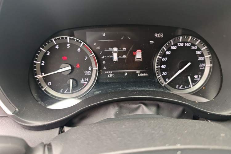 Used Toyota Highlander 2022 380T Four-Wheel Drive Prestige Edition 7-Seater Odometer Close Up