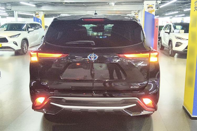 Used Toyota Highlander 2022 Dual-Engine 2.5L Four-Wheel Drive Supreme Edition 7-Seater Rear