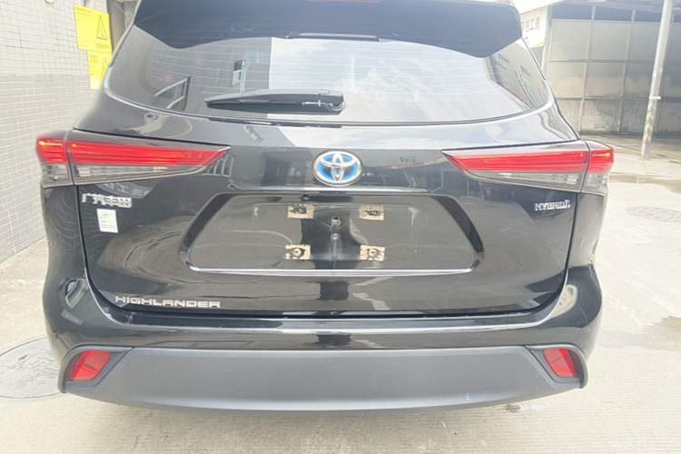 Used Toyota Highlander 2022 Dual-Engine 2.5L Two-Wheel Drive Elite Edition 5 Seats Rear