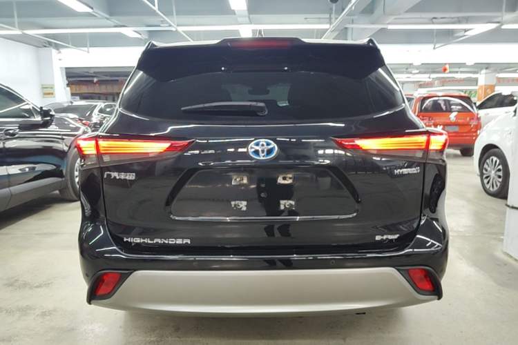 Used Toyota Highlander 2022 Dual-Engine 2.5L Four-Wheel Drive Prestige Version 7 Seats Rear