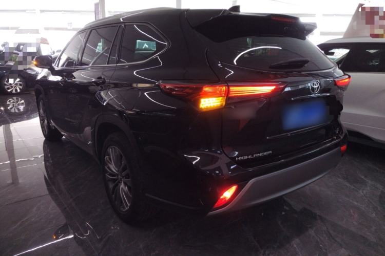 Used Toyota Highlander 2022 380T 4x4 Luxury Edition 7 Seats Rear Left 45 Deg