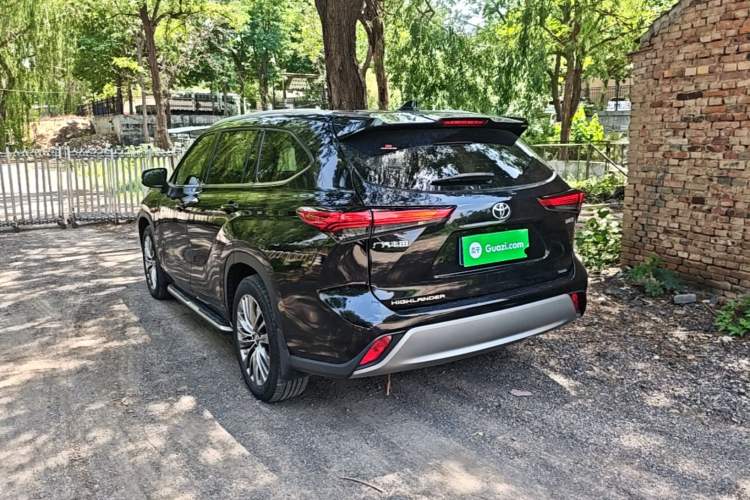 Used Toyota Highlander 2022 380T 4x4 Luxury Edition 7 Seats Rear Left 45 Deg