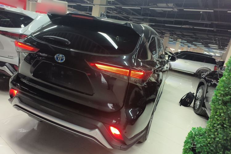 Used Toyota Highlander 2022 Dual-Engine 2.5L Four-Wheel Drive Prestige Version 7 Seats Rear Right 45 Deg