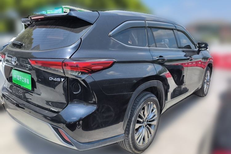 Used Toyota Highlander 2022 380T 4x4 Luxury Edition 7 Seats Rear Right 45 Deg
