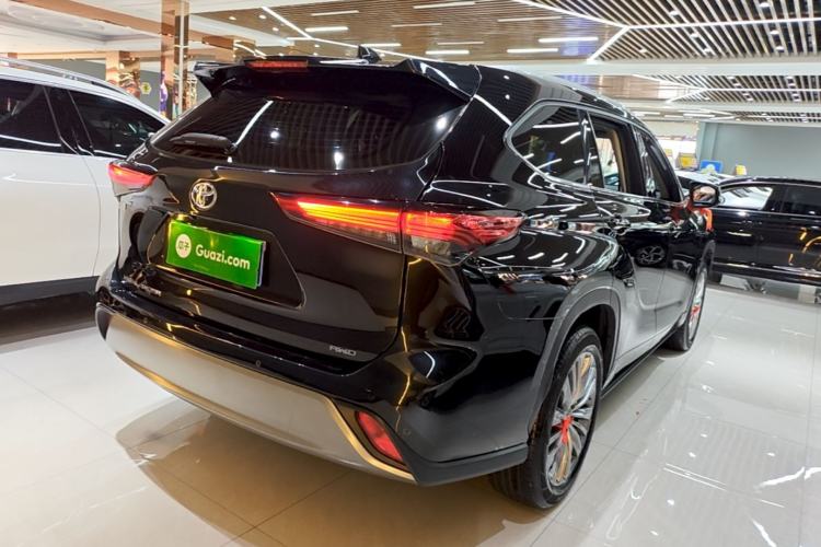 Used Toyota Highlander 2022 380T 4x4 Luxury Edition 7 Seats Rear Right 45 Deg