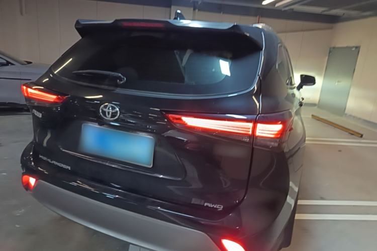 Used Toyota Highlander 2022 380T 4x4 Luxury Edition 7 Seats Rear Right 45 Deg