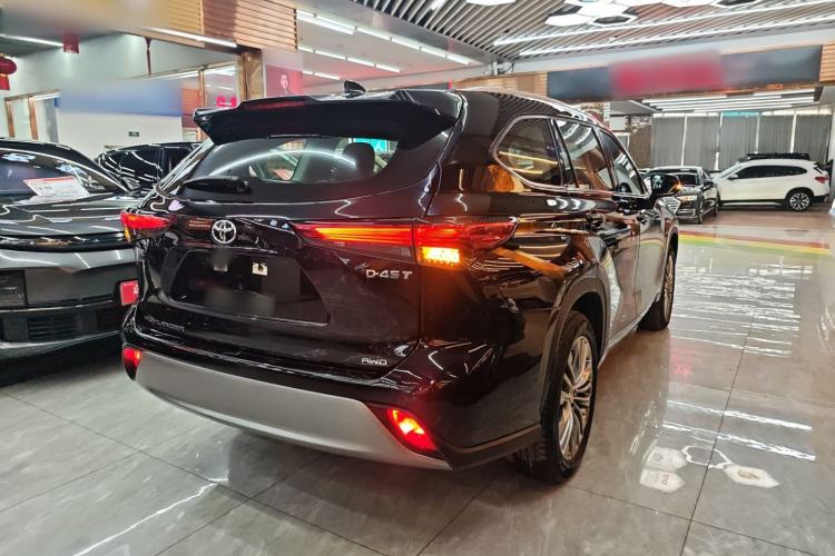 Used Toyota Highlander 2022 380T 4x4 Luxury Edition 7 Seats Rear Right 45 Deg