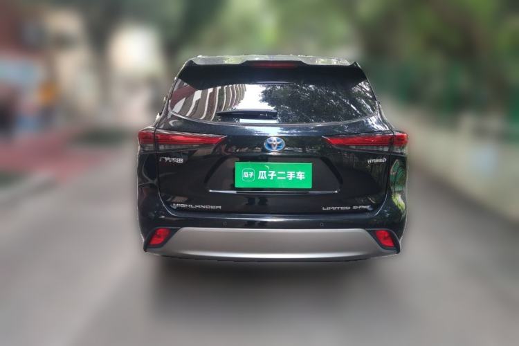 Used Toyota Highlander 2022 Dual-Engine 2.5L Four-Wheel Drive Supreme Edition 7-Seater Rear