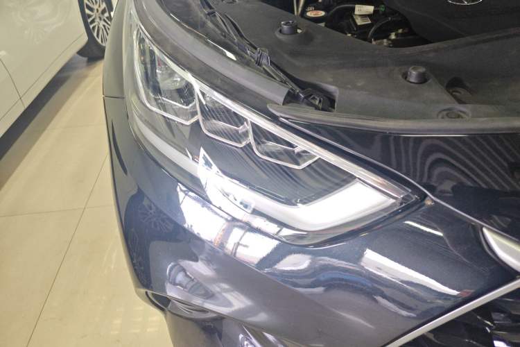 Used Toyota Highlander 2022 380T Four-Wheel Drive Prestige Edition 7-Seater Right Front Headlight