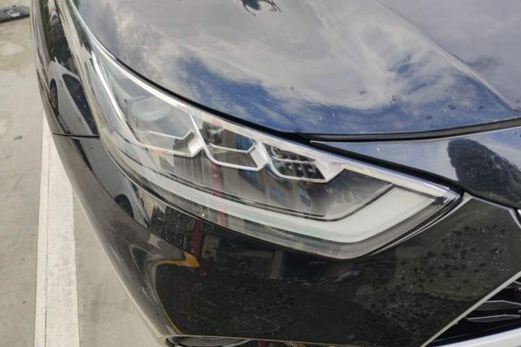 Used Toyota Highlander 2022 Dual-Engine 2.5L Four-Wheel Drive Prestige Version 7 Seats Right Front Headlight