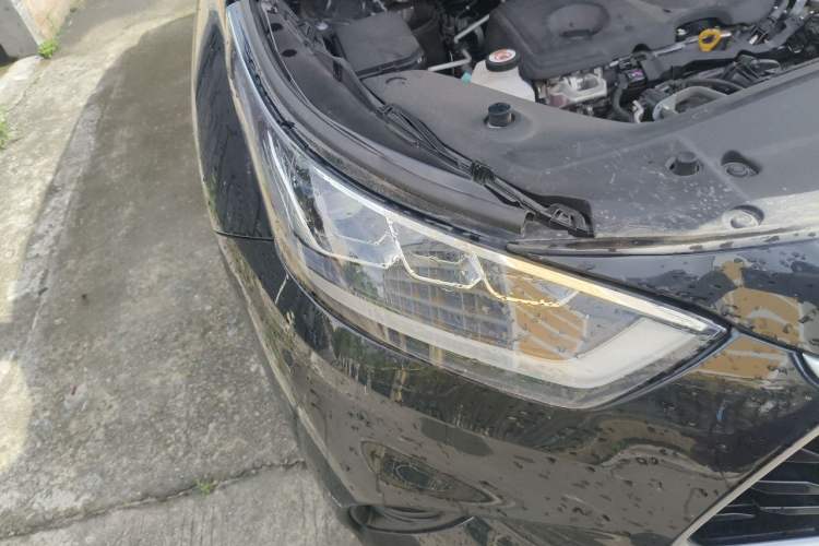 Used Toyota Highlander 2022 Dual-Engine 2.5L Four-Wheel Drive Prestige Version 7 Seats Right Front Headlight