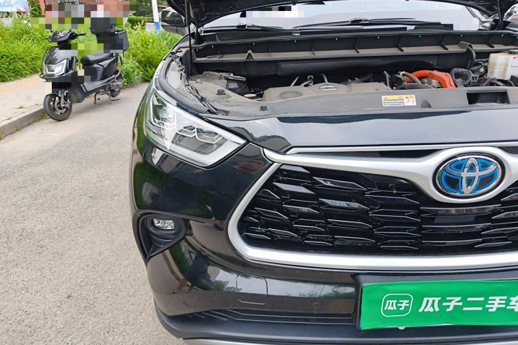 Used Toyota Highlander 2022 Dual-Engine 2.5L Four-Wheel Drive Supreme Edition 7-Seater Right Front Headlight