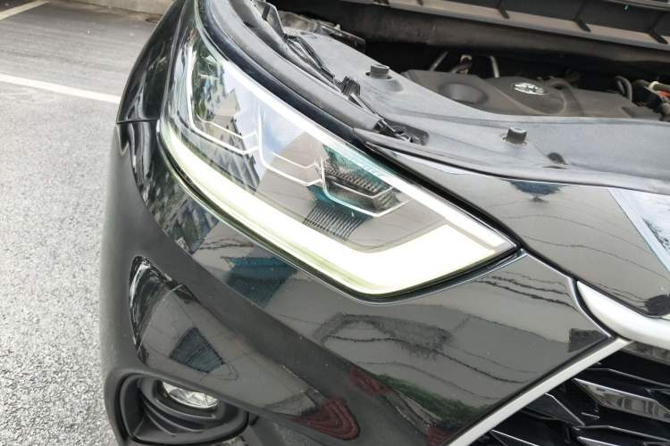 Used Toyota Highlander 2022 Dual-Engine 2.5L Four-Wheel Drive Prestige Version 7 Seats Right Front Headlight