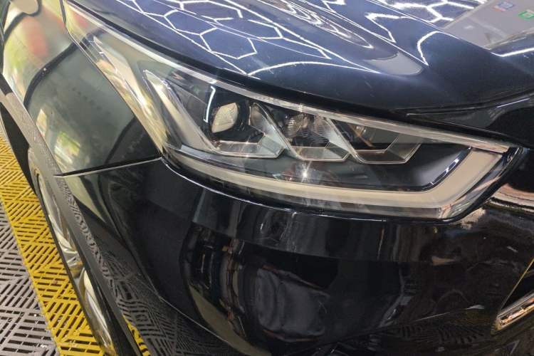 Used Toyota Highlander 2022 Dual-Engine 2.5L Four-Wheel Drive Prestige Version 7 Seats Right Front Headlight