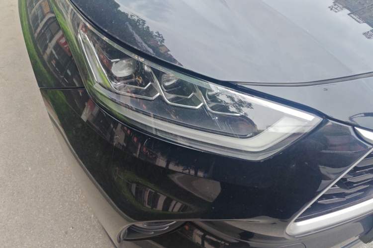 Used Toyota Highlander 2022 Dual-Engine 2.5L Four-Wheel Drive Prestige Version 7 Seats Right Front Headlight