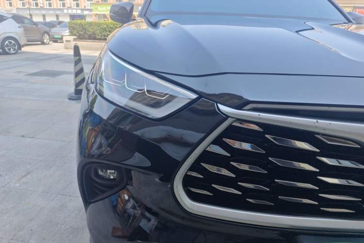 Used Toyota Highlander 2022 Dual-Engine 2.5L Four-Wheel Drive Prestige Version 7 Seats Right Front Headlight