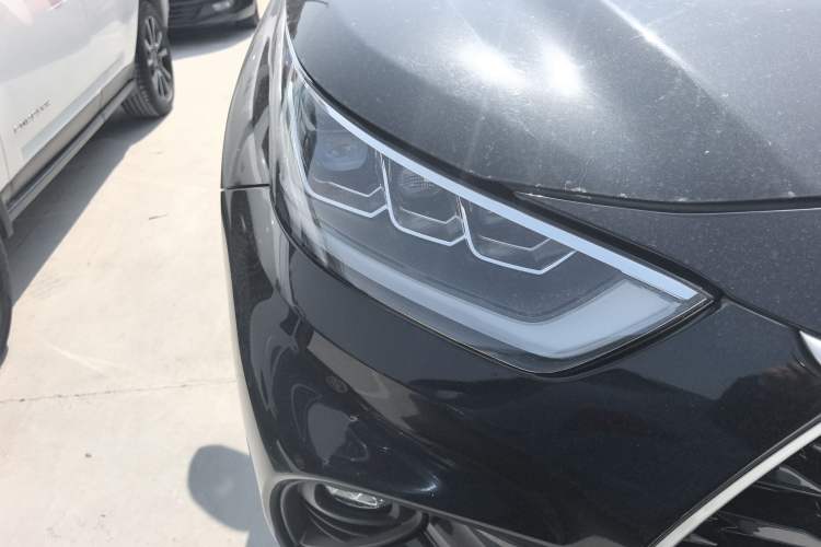 Used Toyota Highlander 2022 380T 4x4 Luxury Edition 7 Seats Right Front Headlight