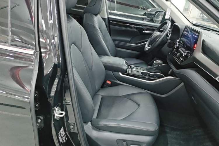 Used Toyota Highlander 2022 380T Four-Wheel Drive Prestige Edition 7-Seater Right Front Seat