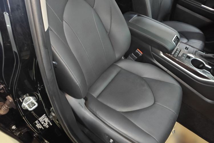 Used Toyota Highlander 2022 Dual-Engine 2.5L Four-Wheel Drive Supreme Edition 7-Seater Right Front Seat