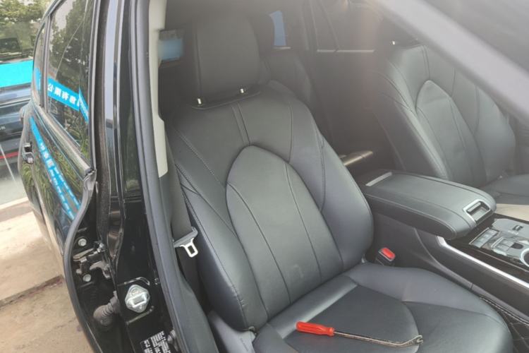 Used Toyota Highlander 2022 Dual-Engine 2.5L Four-Wheel Drive Prestige Version 7 Seats Right Front Seat