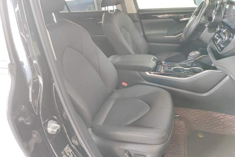Used Toyota Highlander 2022 380T Four-Wheel Drive Prestige Edition 7-Seater Right Front Seat