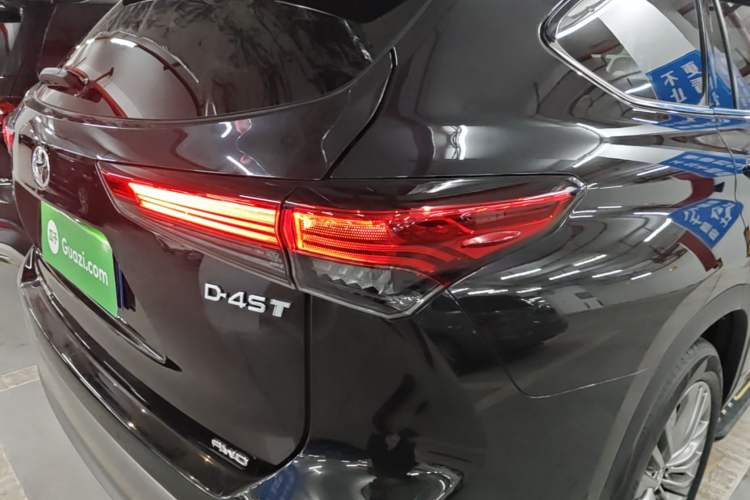 Used Toyota Highlander 2022 380T Four-Wheel Drive Prestige Edition 7-Seater Right Rear Taillight
