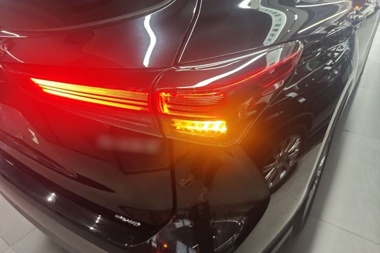 Used Toyota Highlander 2022 380T 4x4 Luxury Edition 7 Seats Right Rear Taillight
