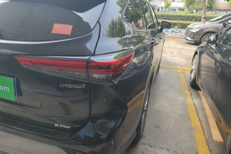 Used Toyota Highlander 2022 Dual-Engine 2.5L Four-Wheel Drive Prestige Version 7 Seats Right Rear Taillight