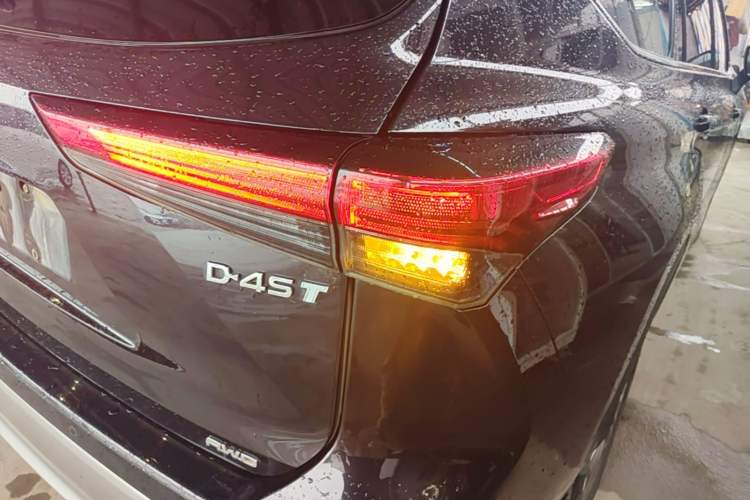 Used Toyota Highlander 2022 380T Four-Wheel Drive Prestige Edition 7-Seater Right Rear Taillight