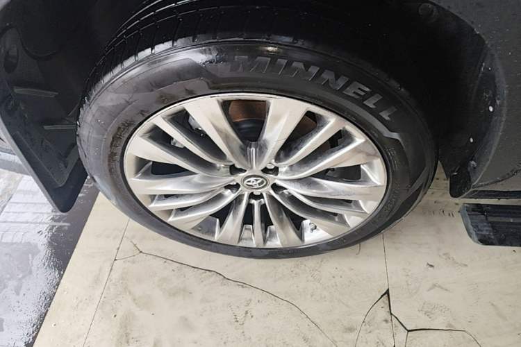 Used Toyota Highlander 2022 380T Four-Wheel Drive Prestige Edition 7-Seater Right Rear Wheel Hub