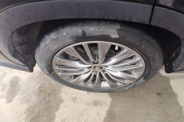Used Toyota Highlander 2022 380T Four-Wheel Drive Prestige Edition 7-Seater Right Rear Wheel Hub